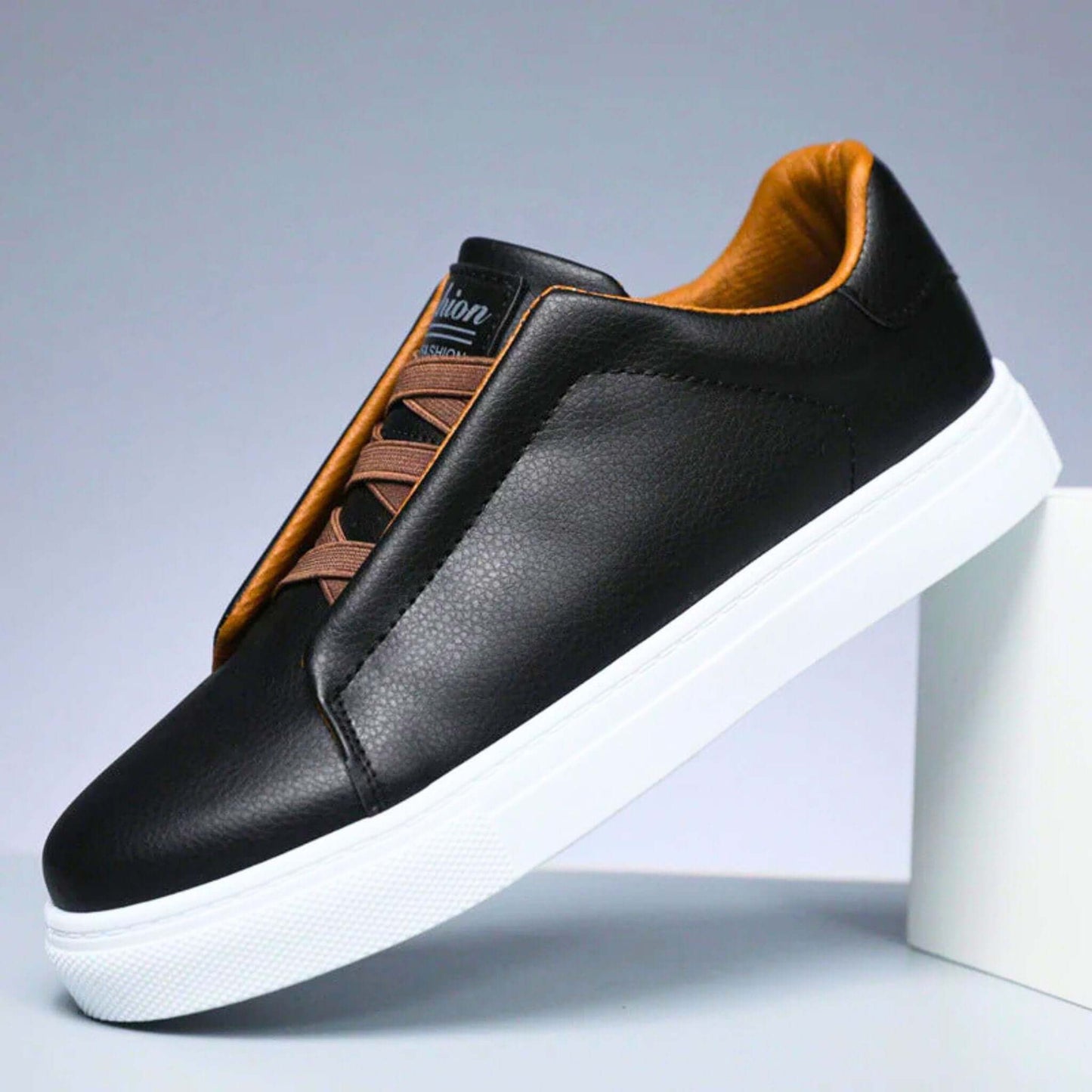 Lorenzo™ Classic Trainers